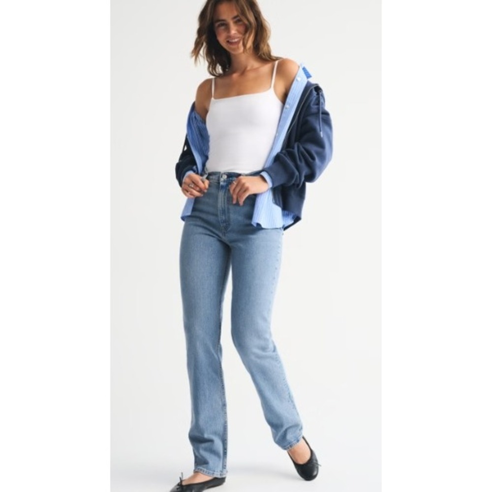 Abercrombie 90s Straight‎ Ultra High Rise Denim Jeans Womens